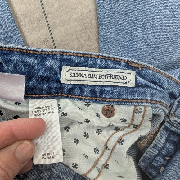 Lucky Brand Women's Sienna Slim Boyfriend Light Wash Jeans Size 6 / 28 - Picture 9 of 11